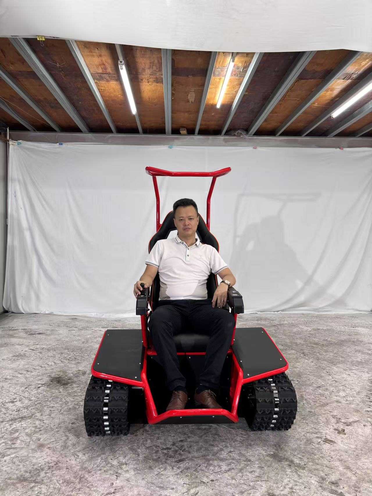 Ang 72V Dual Track Electric Wheelchair ay Angkop para sa Lahat ng Terrain.